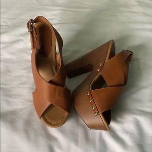 Brown Open-toed Heels